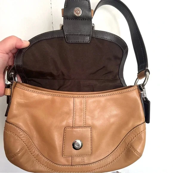 Vintage Coach Soho Buckle Flap Tan Leather Small Shoulder Hobo Bag 12300 Y2K - Picture 10 of 12
